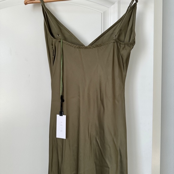 ASTR Valinda Dress - Picture 5 of 5